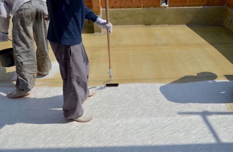 住宅の防水工事のプロとして東京近辺で働く | 千葉で建築の求人ならフラットな職場環境の株式会社アレクシード